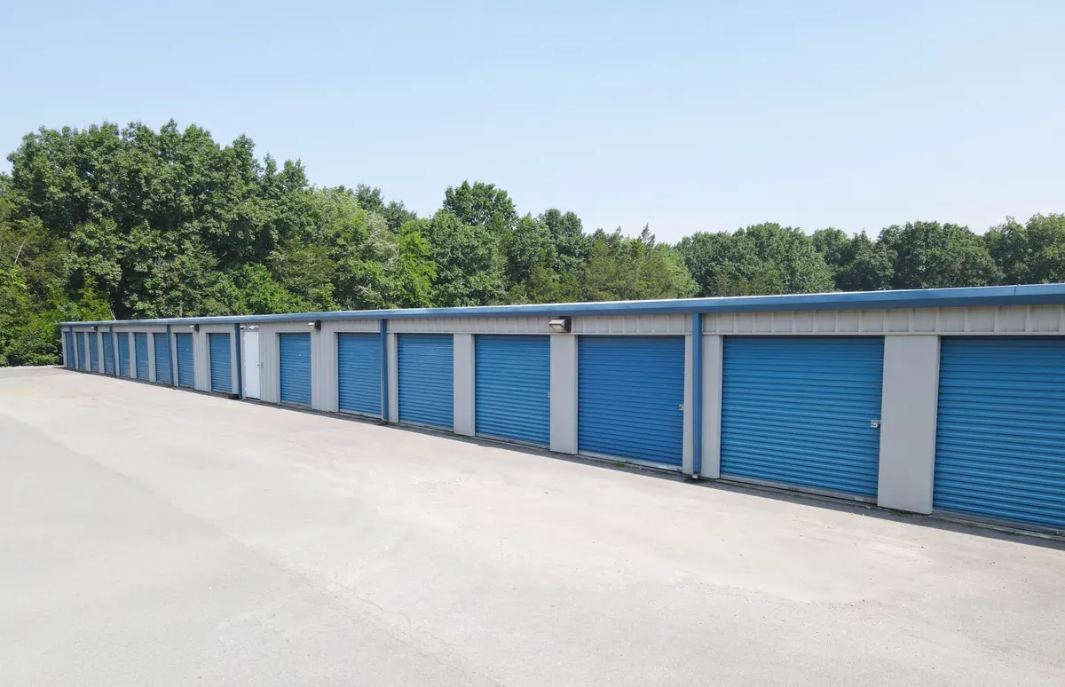 Drive up storage KO Storage of Murfreesboro, TN