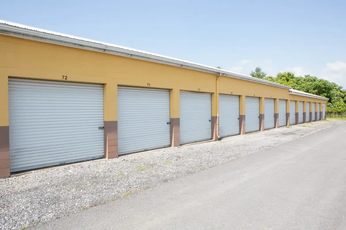 Drive up access KO Storage of Chambersburg, PA