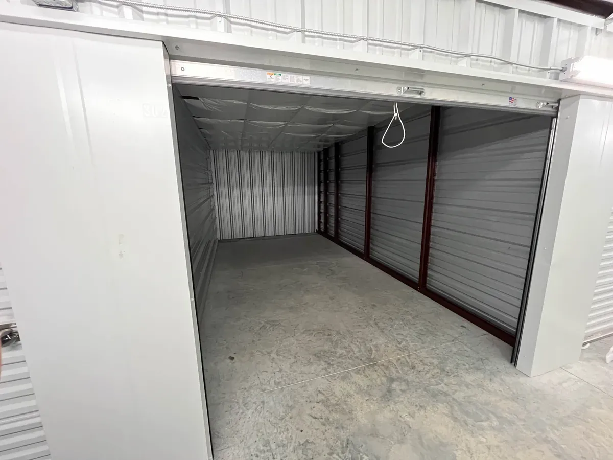 Inside unit size KO Storage of Morehead, NC