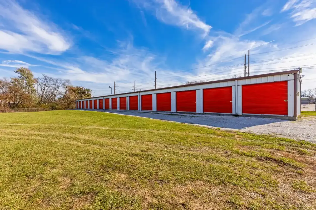 Drive up storage units KO Storage of Moberly, MO