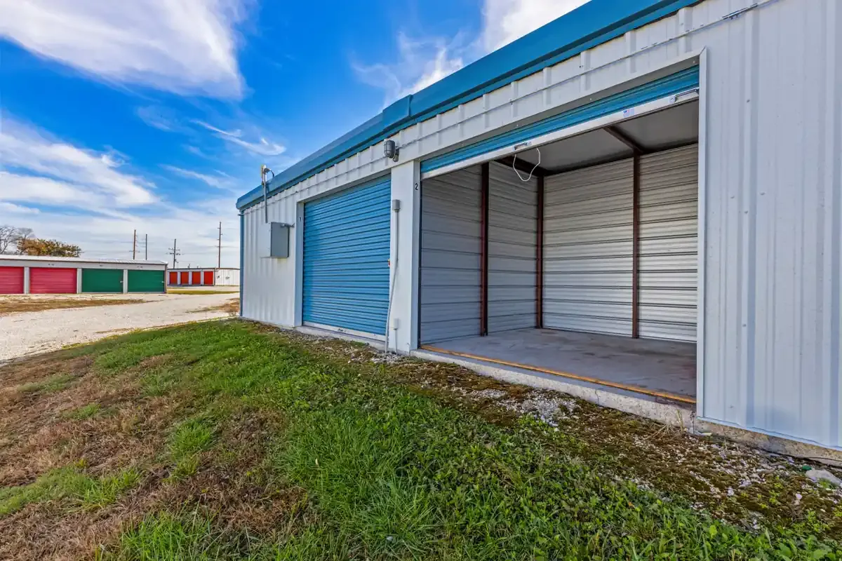 inside unit size KO Storage of Moberly, MO
