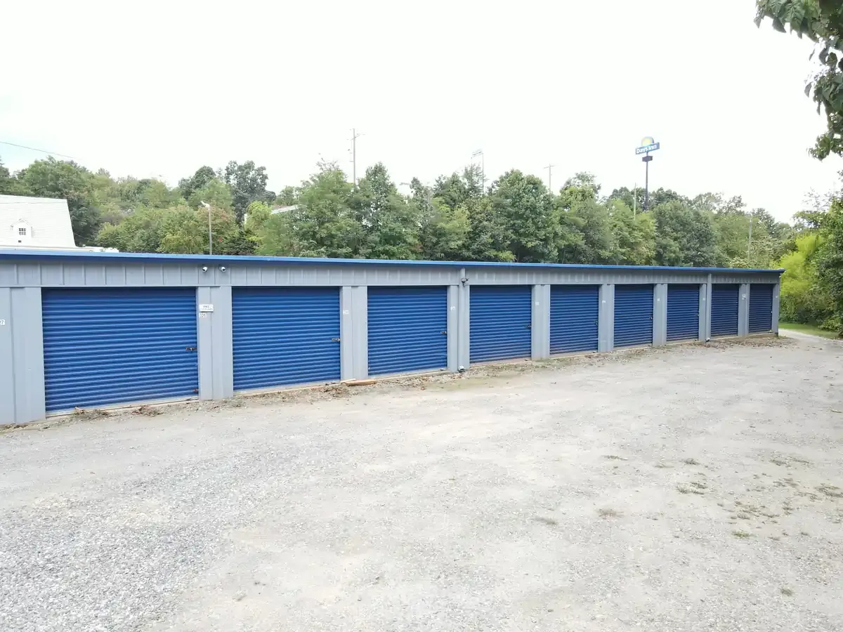 Storage units KO Storage of Candler, NC