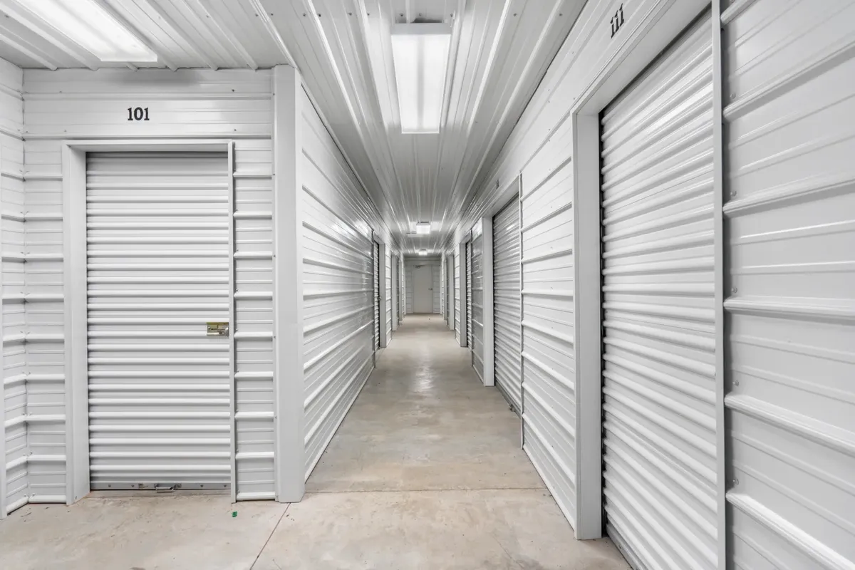 Indoor self storage KO Storage of Mount Vernon, MO