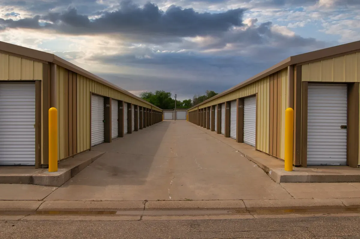 Drive up storage units KO Storage of Liberal, KS