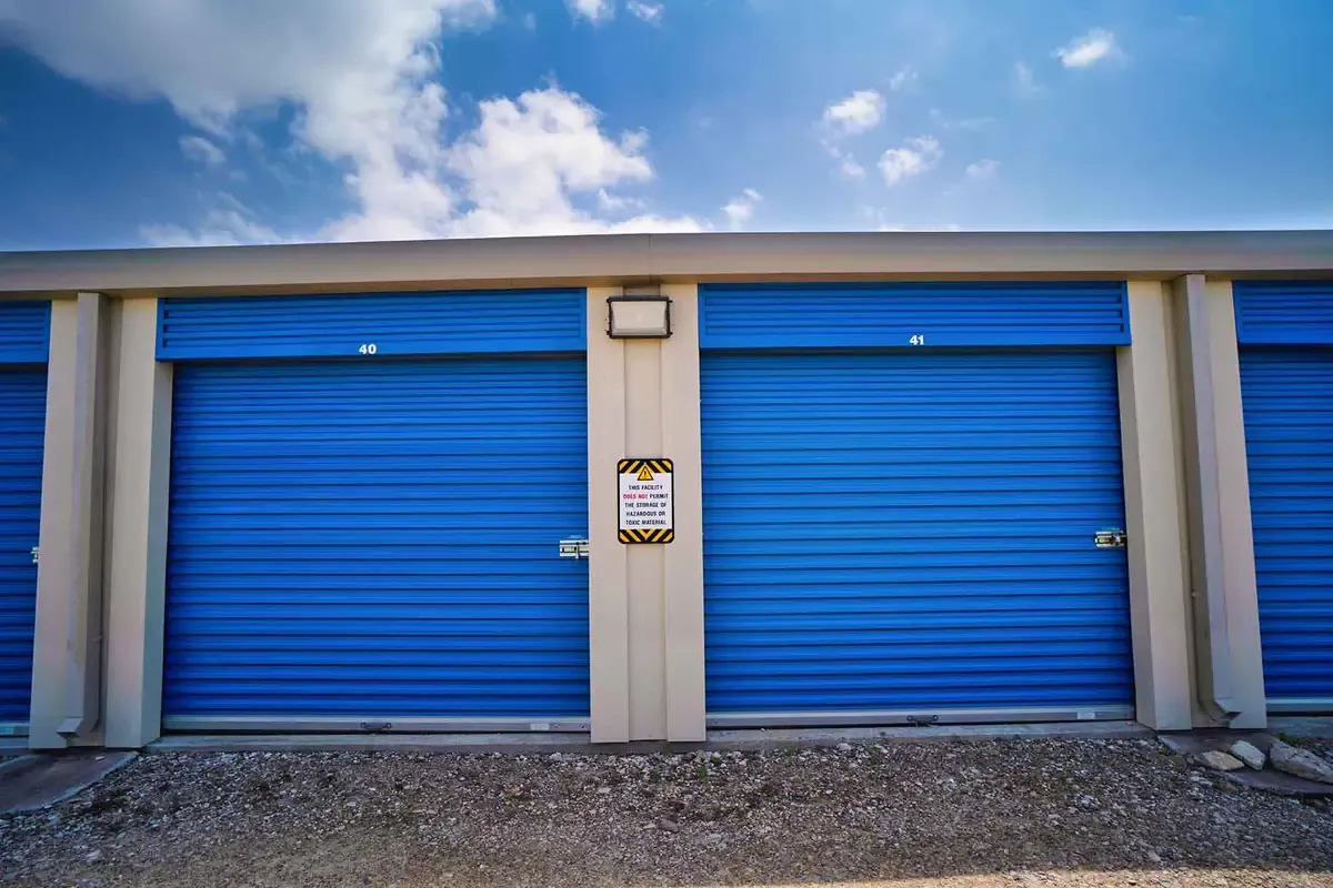 Drive up units at KO Storage