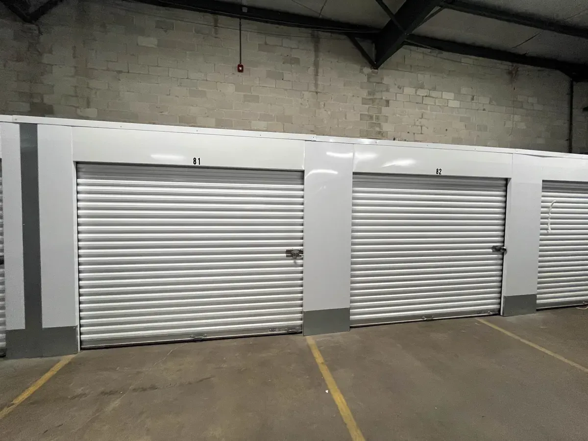 Rent indoor self storage unit KO Storage of Morehead, NC