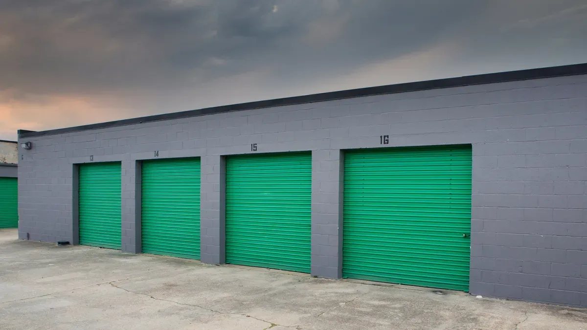 Drive up storage units KO Storage of Norfolk, MO