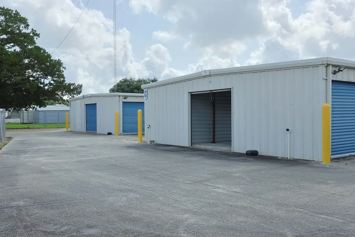 Drive up storage unit KO Storage of Breaux Bridge, LA