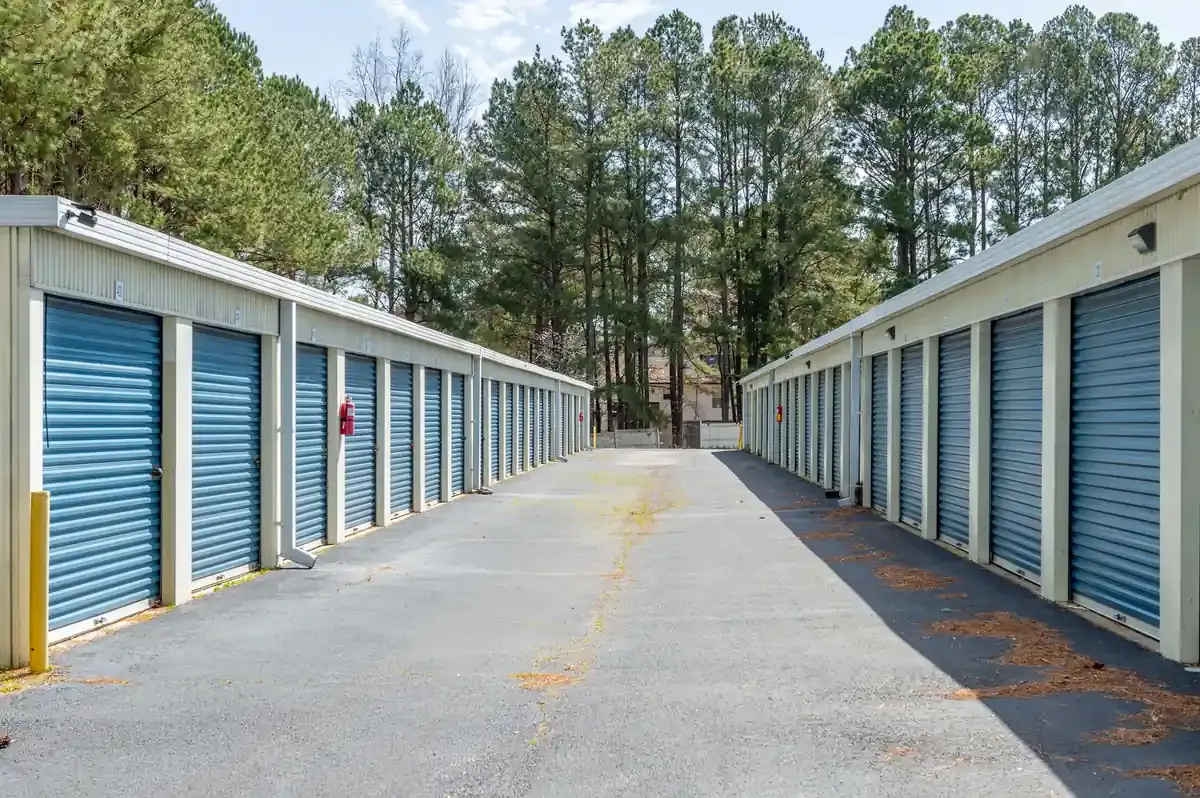Drive aisle KO Storage of Hampton, GA