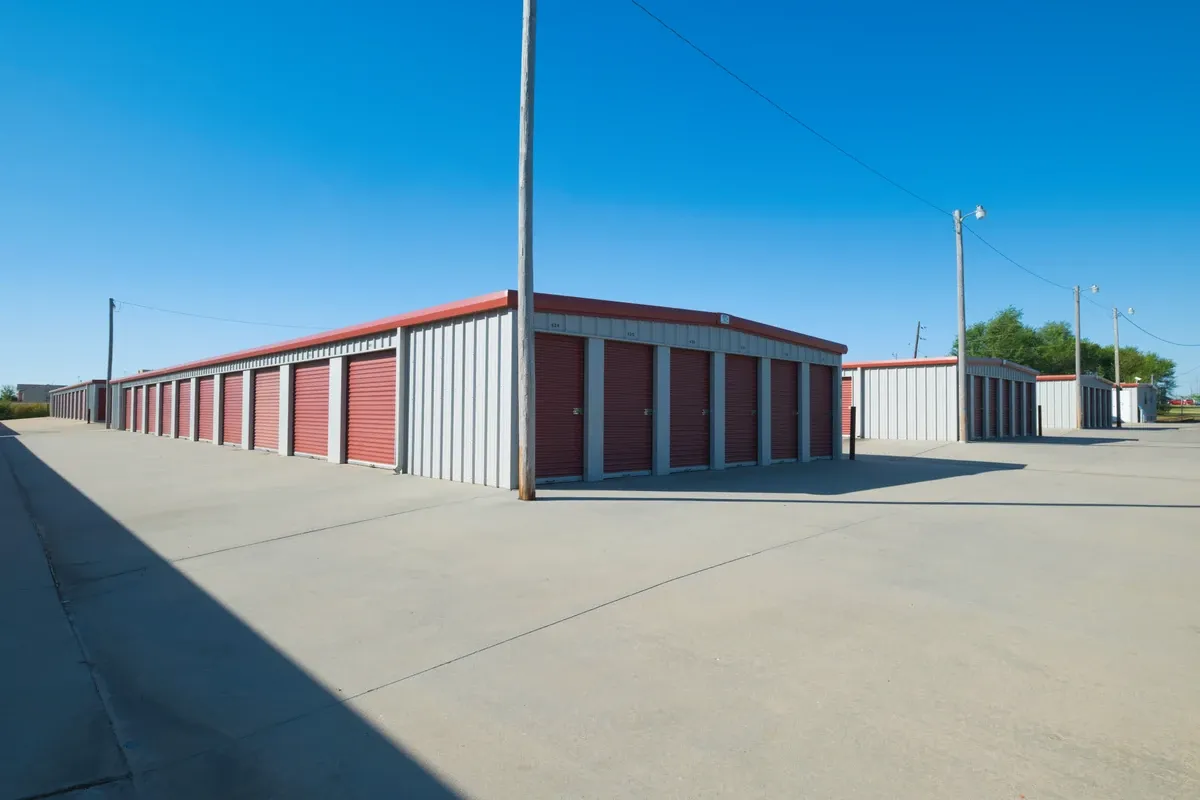 Drive up access KO Storage of Shawnee, OK