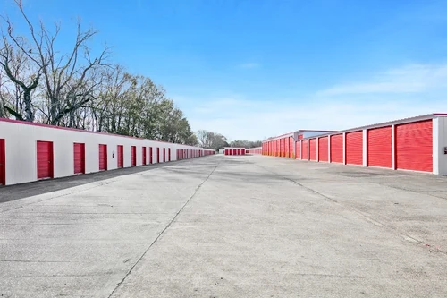 KO Storage of Breaux Bridge - Henderson Hwy storage facility exterior view