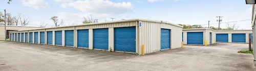 KO Storage of Breaux Bridge - W Mills Ave storage facility exterior view