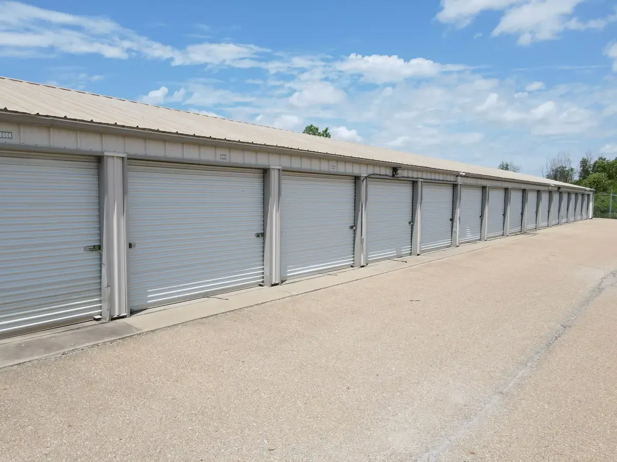 Storage facility units KO Storage of Topeka, KS