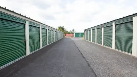 Commercial self storage space for small businesses