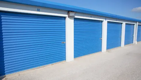 Outdoor blue doored storage units at KO storage of New Oxford - Carlisle Pike